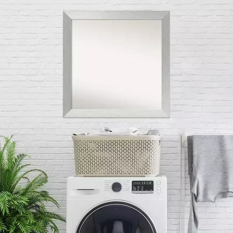 Specchio da bagno a parete in legno da 30" x 30" non smussato, argento sterling spazzolato