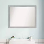 Specchio da parete stretto per bagno Vista in nickel spazzolato non bisellato 31" x 25": Rettangolare, Cornice in polistirene, Montaggio a parete