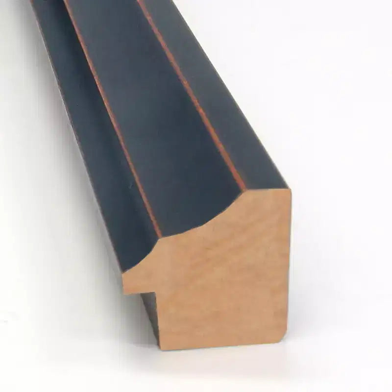 Specchio da parete in legno bronzo scuro con bordo non smussato, 30" x 24"