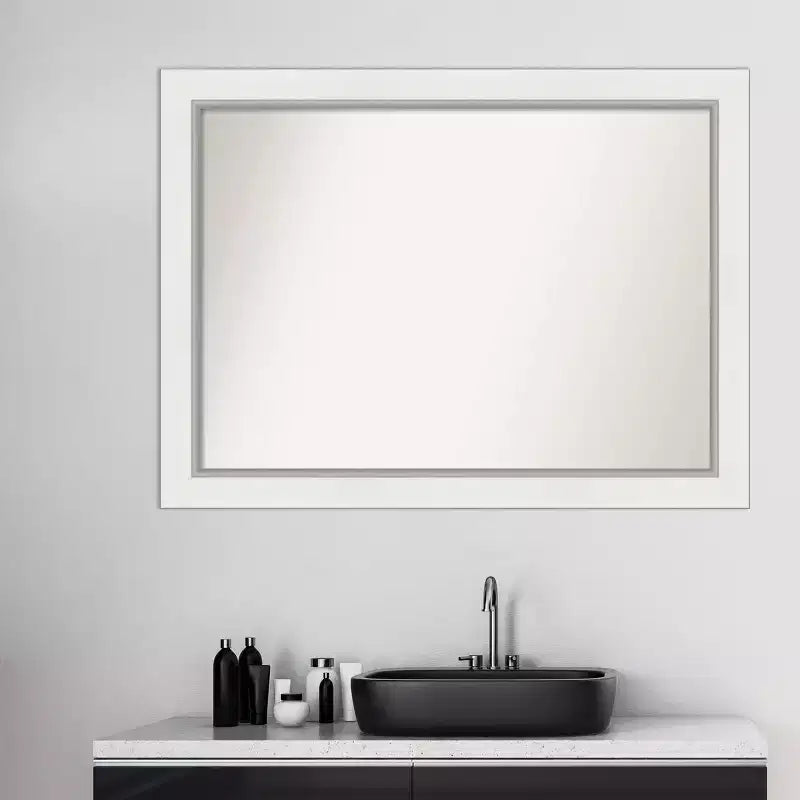 Specchio da parete per bagno Eva non smussato 44" x 33" Bianco: Rettangolare Moderno, Cornice in Polistirene