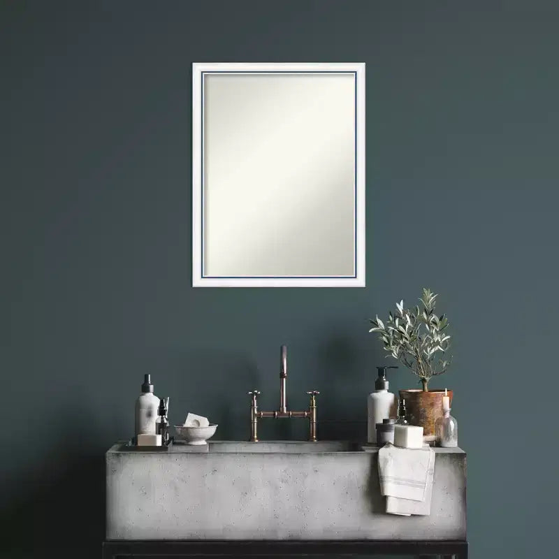 Specchio da bagno da parete Morgan 50x66 cm, senza smussatura, bianco/blu: stile moderno, cornice in legno, montaggio a parete