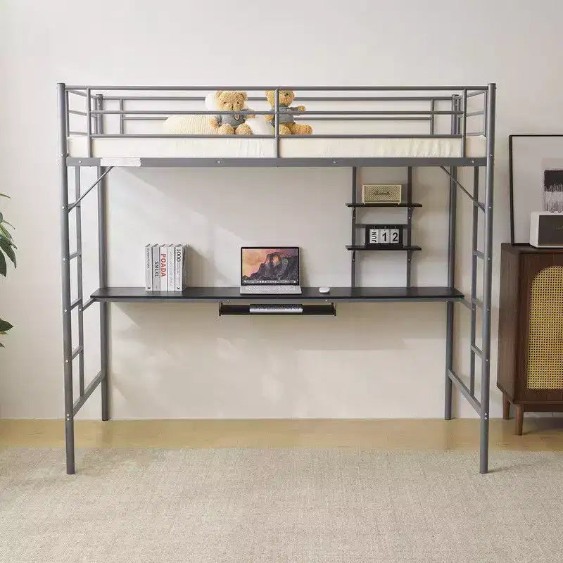 Letto a soppalco matrimoniale in metallo con scrivania e ripiani, 2 scale incorporate