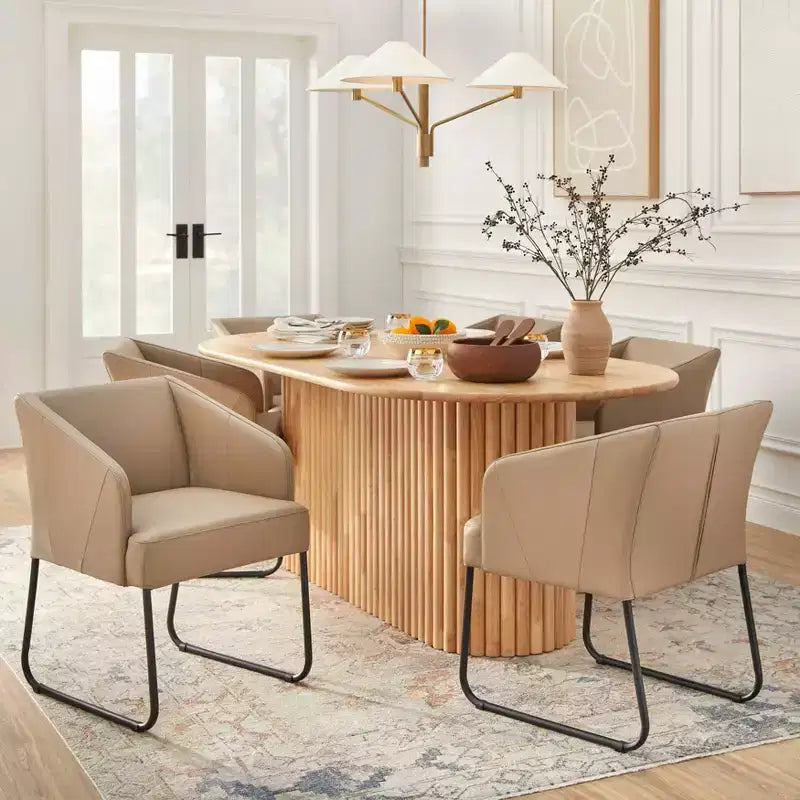 Tavolo da pranzo ovale moderno Layton in legno massello naturale