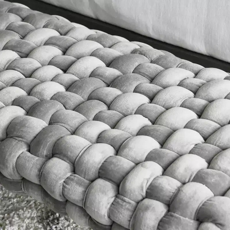 Panca da ingresso in velluto grigio: Pouf imbottito, Struttura in acacia, Lunghezza 113 cm
