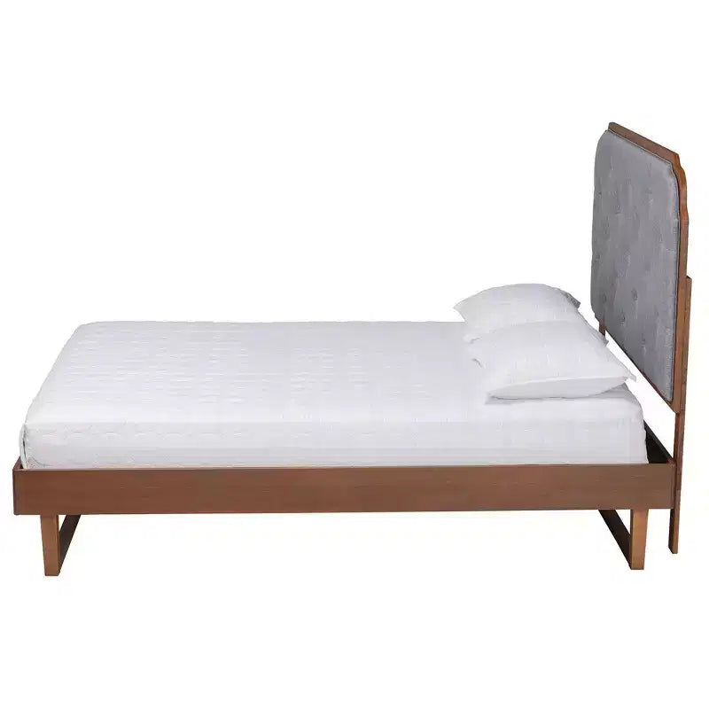 Letto a piattaforma King Roald in tessuto e legno, grigio/noce marrone
