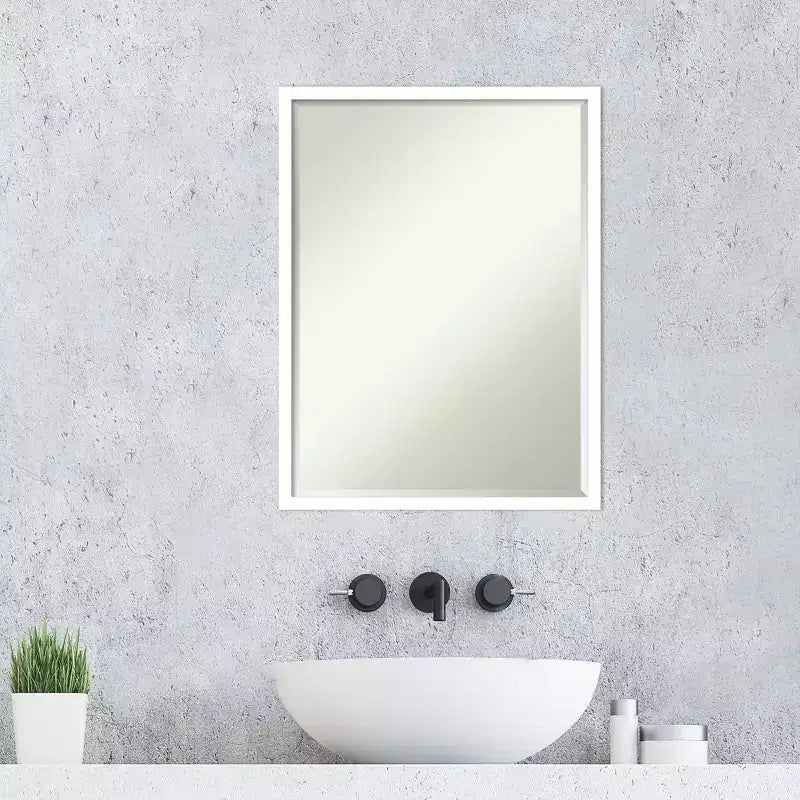 Specchio da parete per bagno Svelte Petite Bevel in legno
