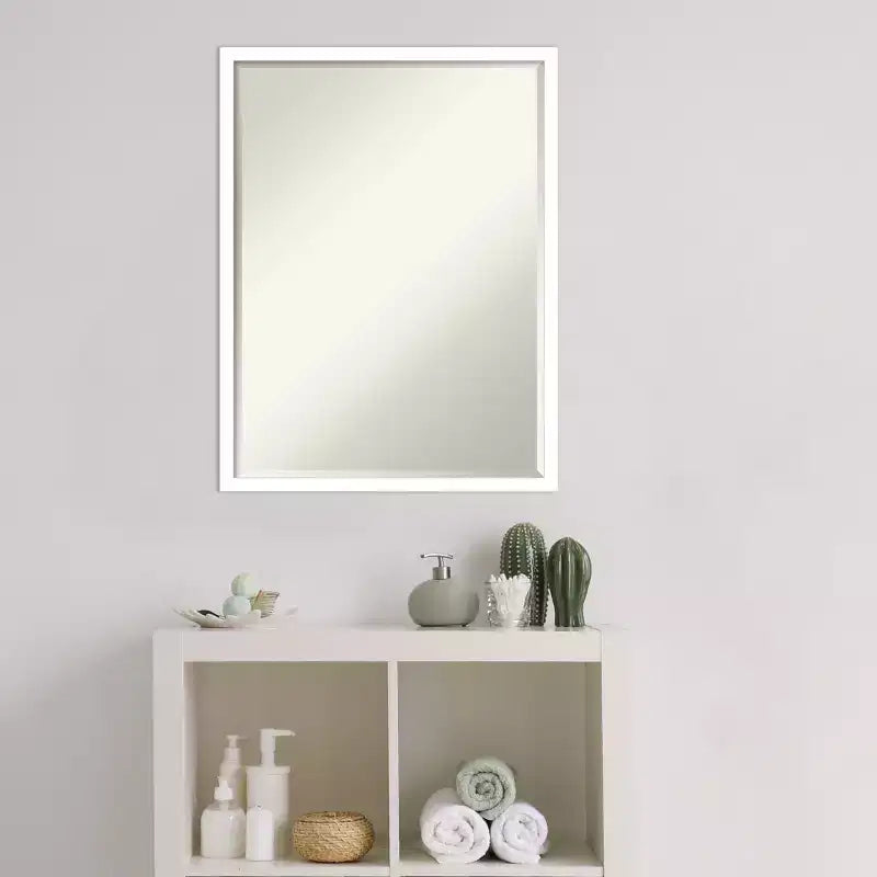 Specchio da parete per bagno Svelte Petite Bevel in legno