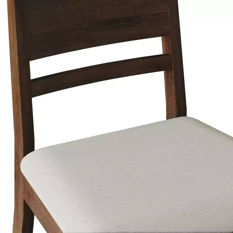 Sedia da pranzo in legno con rivestimento grigio caldo