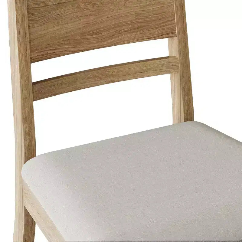 Sedia da pranzo in legno con rivestimento grigio caldo